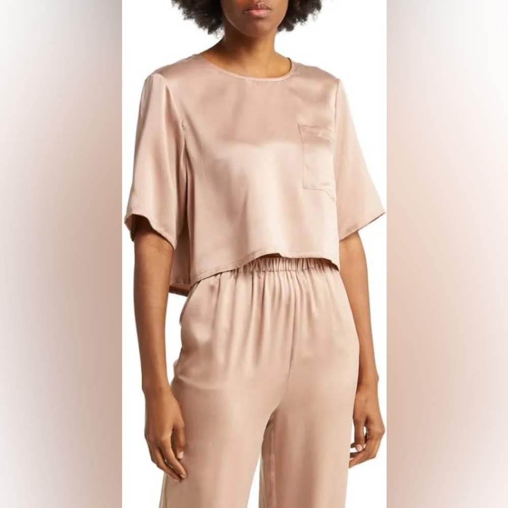 NWOT Lunya washable silk crop tshirt size L